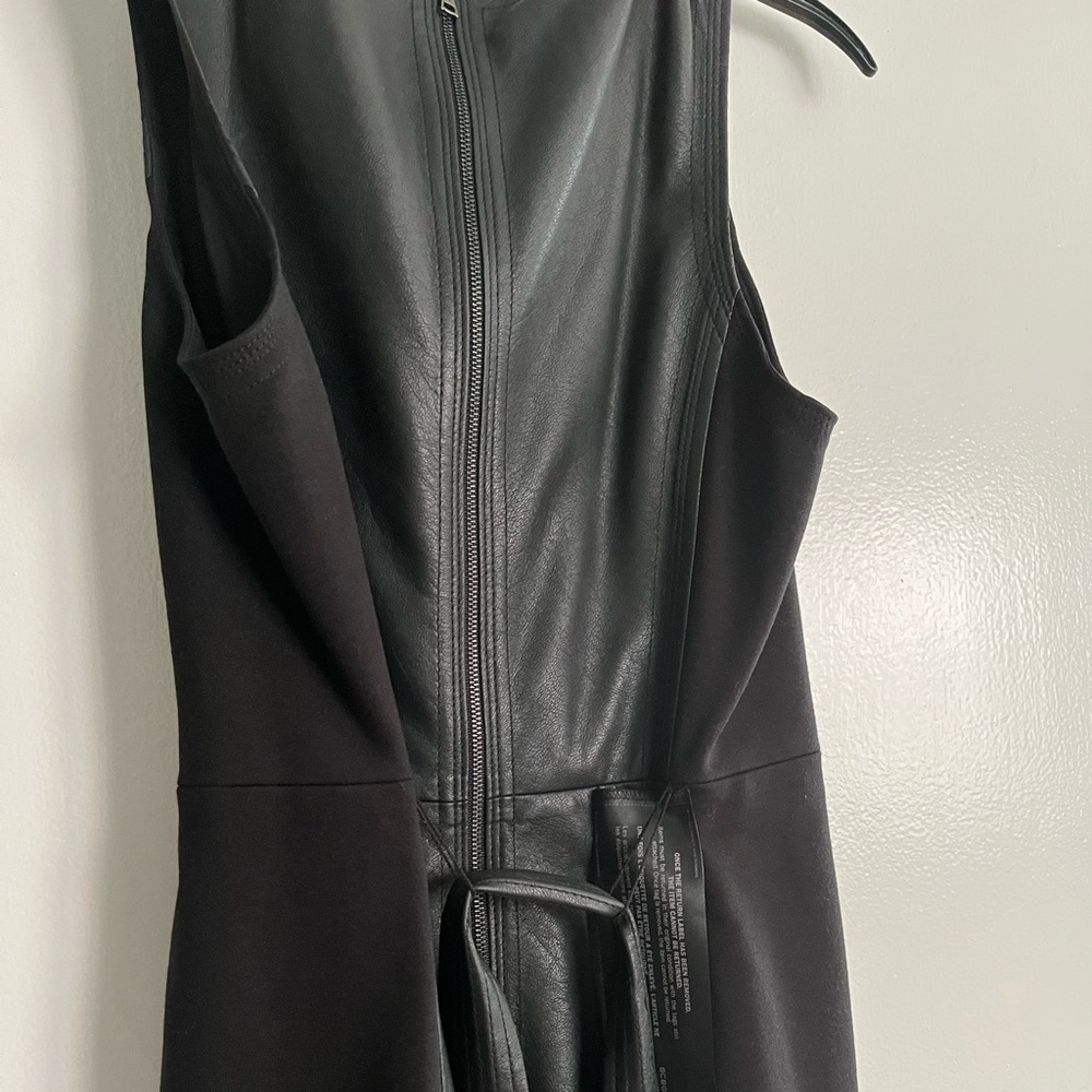 Bcbgmaxazria dress